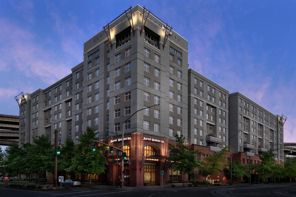 Residence Inn Portland Downtown/RiverPlace Main image 1